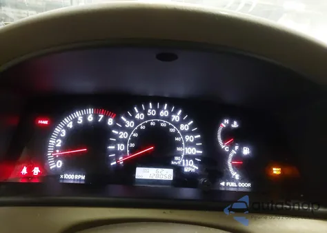 2005 Toyota Corolla Le из США, поврежденный, VIN 2T1BR32EX5C361791